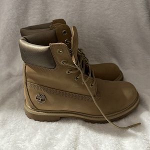Timberland Wheat Lace-Up Boots